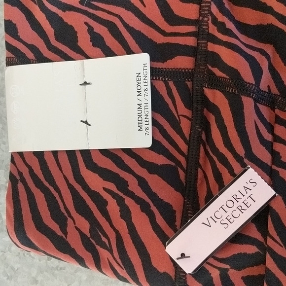 Victoria's Secret NWT Performance 7/8 Legging Tight High Rise Medium Brown Zebra - Picture 4 of 4